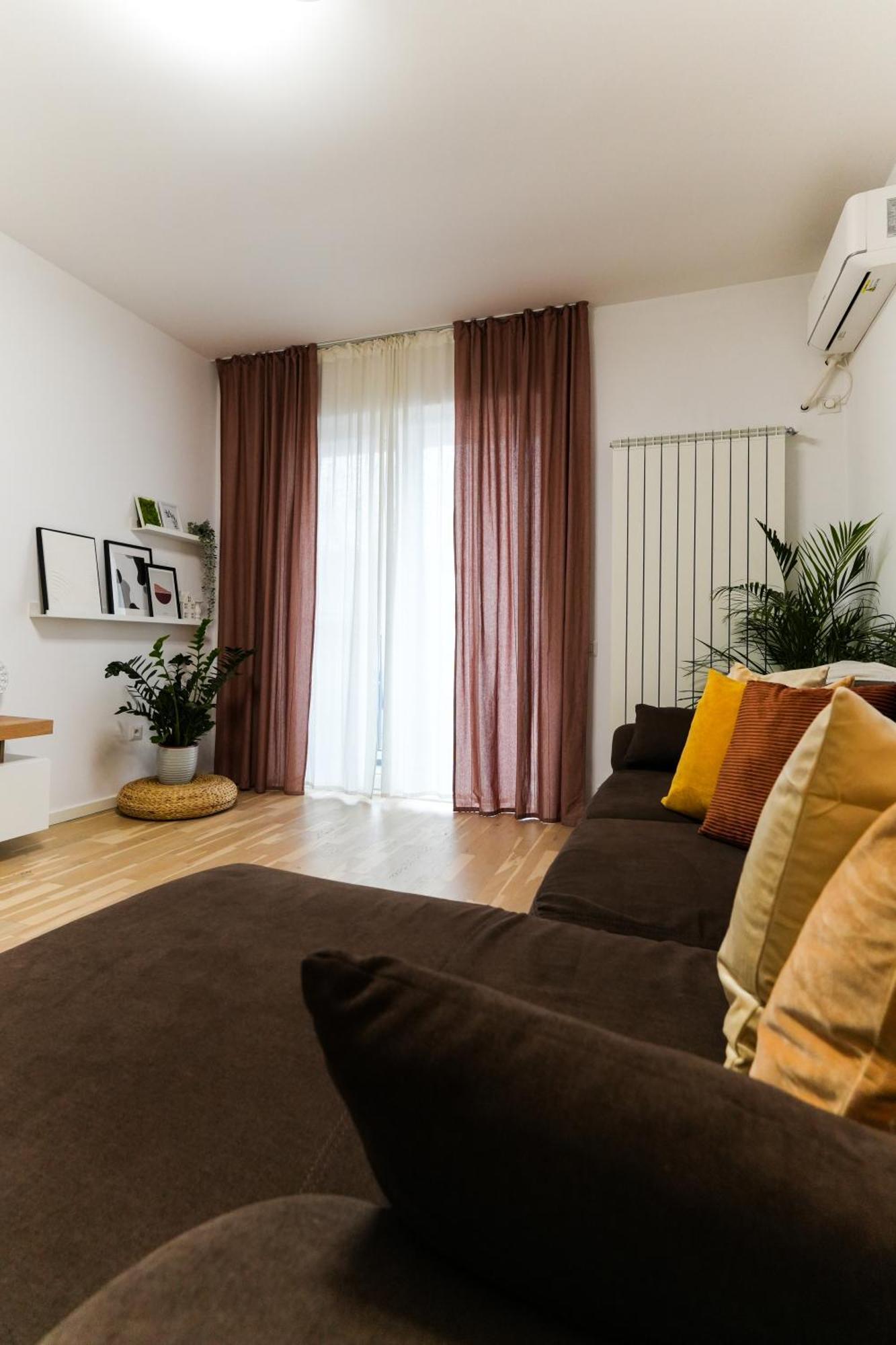 Amalia - Quiet 1Br Apartment With Parking & Wi-Fi Bucarest Esterno foto